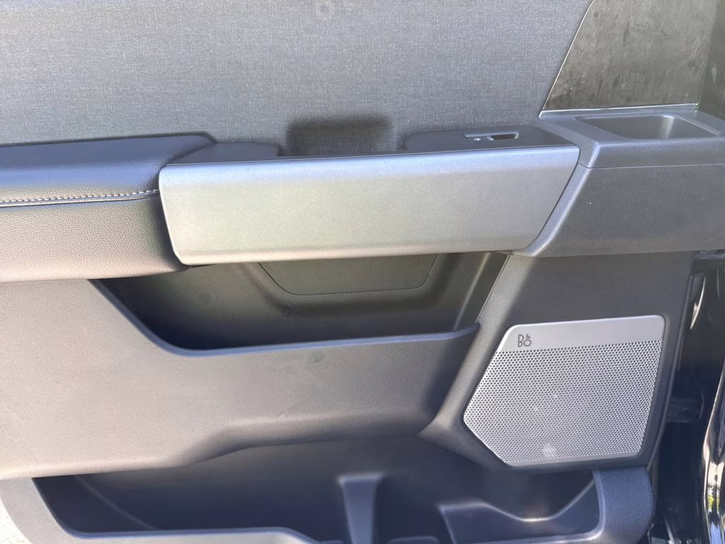 2024 Agate Black Metallic Ford Super Duty F-250 SRW Lariat 4X4 Truck