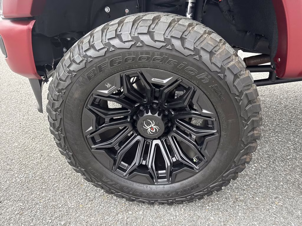 2025 Black Metallic Ford Super Duty F-250 SRW XLT 4X4 Truck