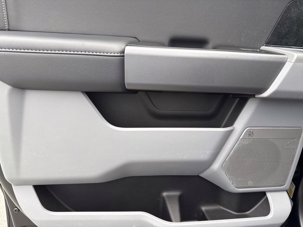 2025 Black Metallic Ford Super Duty F-250 SRW XLT 4X4 Truck