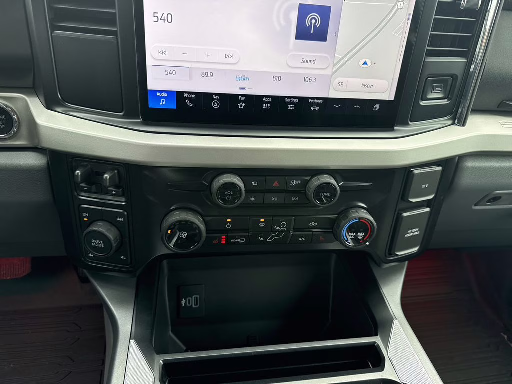 2025 Black Metallic Ford Super Duty F-250 SRW XLT 4X4 Truck