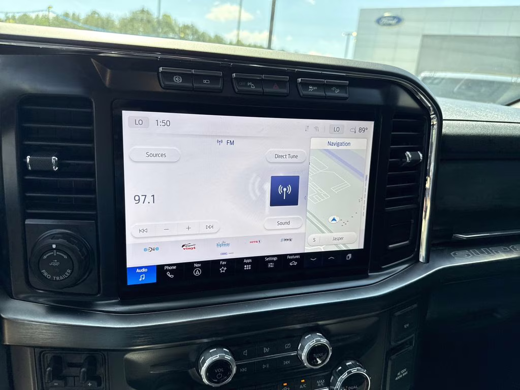 2024 Black Metallic Ford Super Duty F-350 SRW Lariat 4X4 Truck