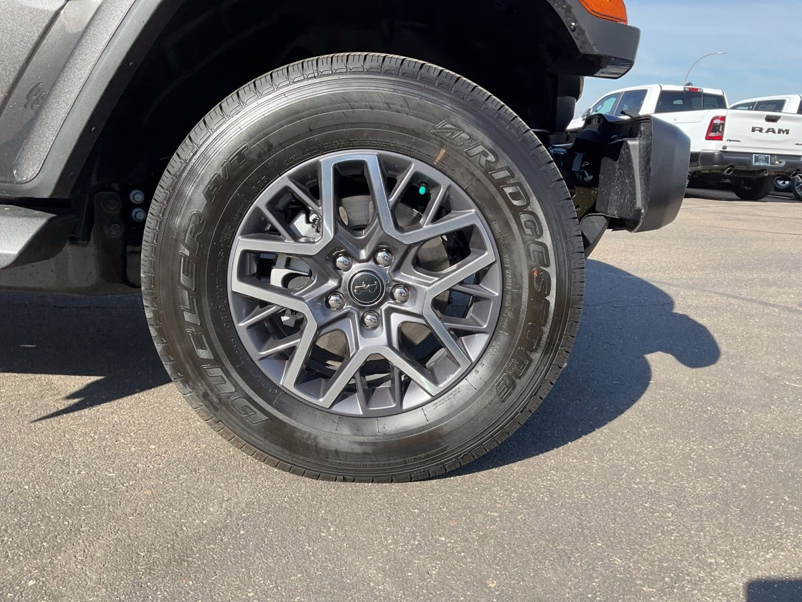 2026 Granite Crystal Metallic Clearcoat Jeep Wrangler Sahara 4X4 SUV