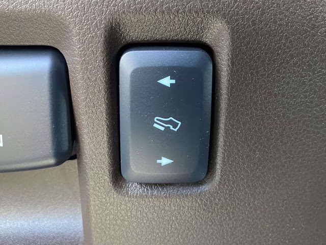 2026 Star White Metallic Tri-Coat Ford F-150 King Ranch 4X4 Truck