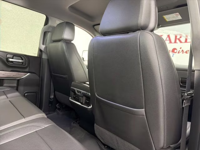 2022 Silver Ice Metallic Chevrolet Silverado 3500HD LTZ 4X4 Truck