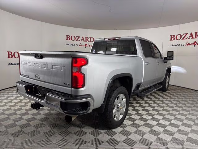 2022 Silver Ice Metallic Chevrolet Silverado 3500HD LTZ 4X4 Truck