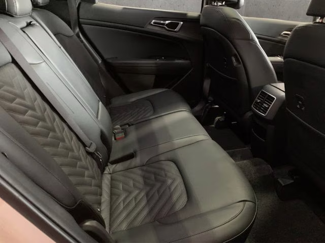 2026 Glacial White Pearl Kia Sportage X-Line AWD SUV