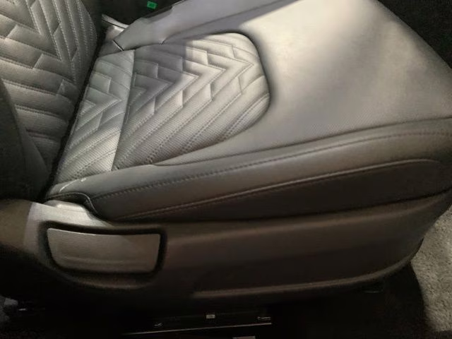 2026 Glacial White Pearl Kia Sportage X-Line AWD SUV