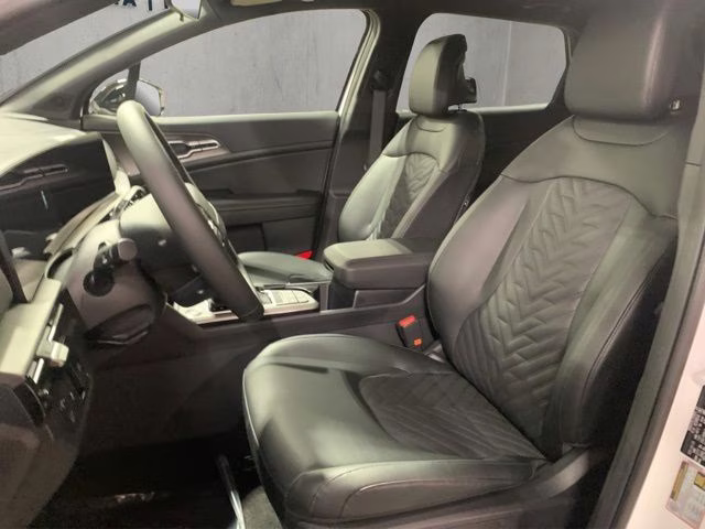 2026 Glacial White Pearl Kia Sportage X-Line AWD SUV