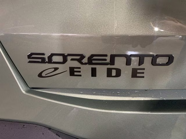 2026 Jungle Green Kia Sorento X-Line EX AWD SUV