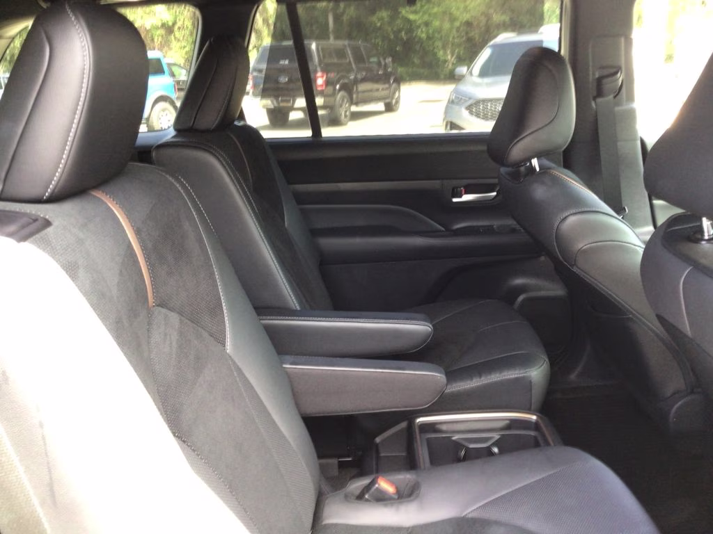 2024 Midnight Black Metallic Toyota Grand Highlander Hybrid MAX Platinum AWD SUV