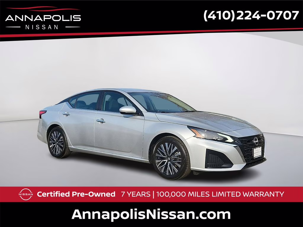 2023 Brilliant Silver Metallic Nissan Altima 2.5 SV FWD Sedan