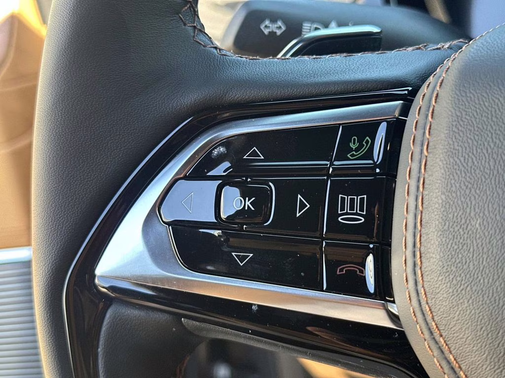 2026 Baltic Gray Metallic Clearcoat Jeep Grand Cherokee Summit 4X4 SUV