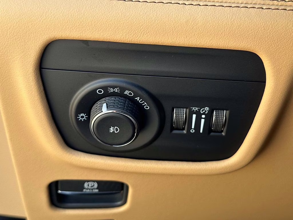 2026 Baltic Gray Metallic Clearcoat Jeep Grand Cherokee Summit 4X4 SUV