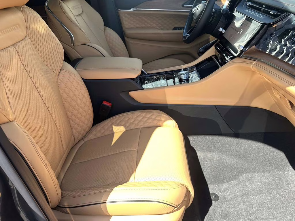 2026 Baltic Gray Metallic Clearcoat Jeep Grand Cherokee Summit 4X4 SUV