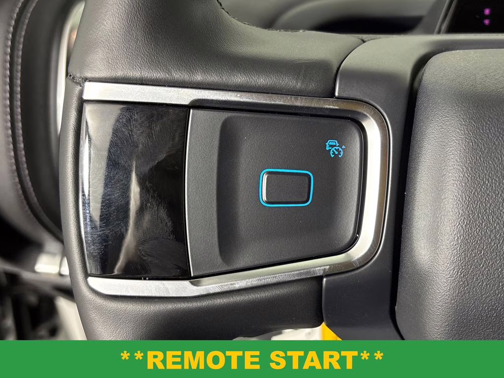 2026 Star White Metallic Tri-Coat Ford Expedition Platinum 4X4 SUV