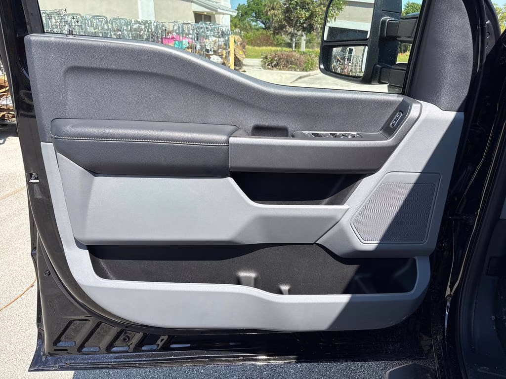 2026 Agate Black Metallic Ford Super Duty F-250 SRW XL 4X4 Truck