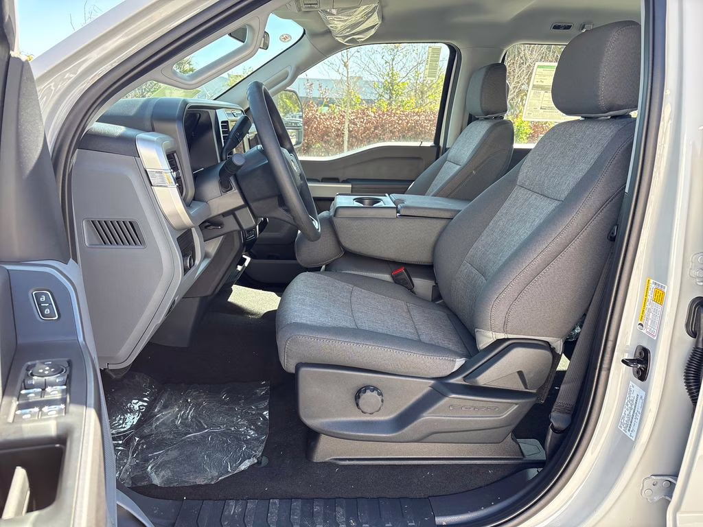 2026 Avalanche Ford Super Duty F-250 SRW XL 4X4 Truck