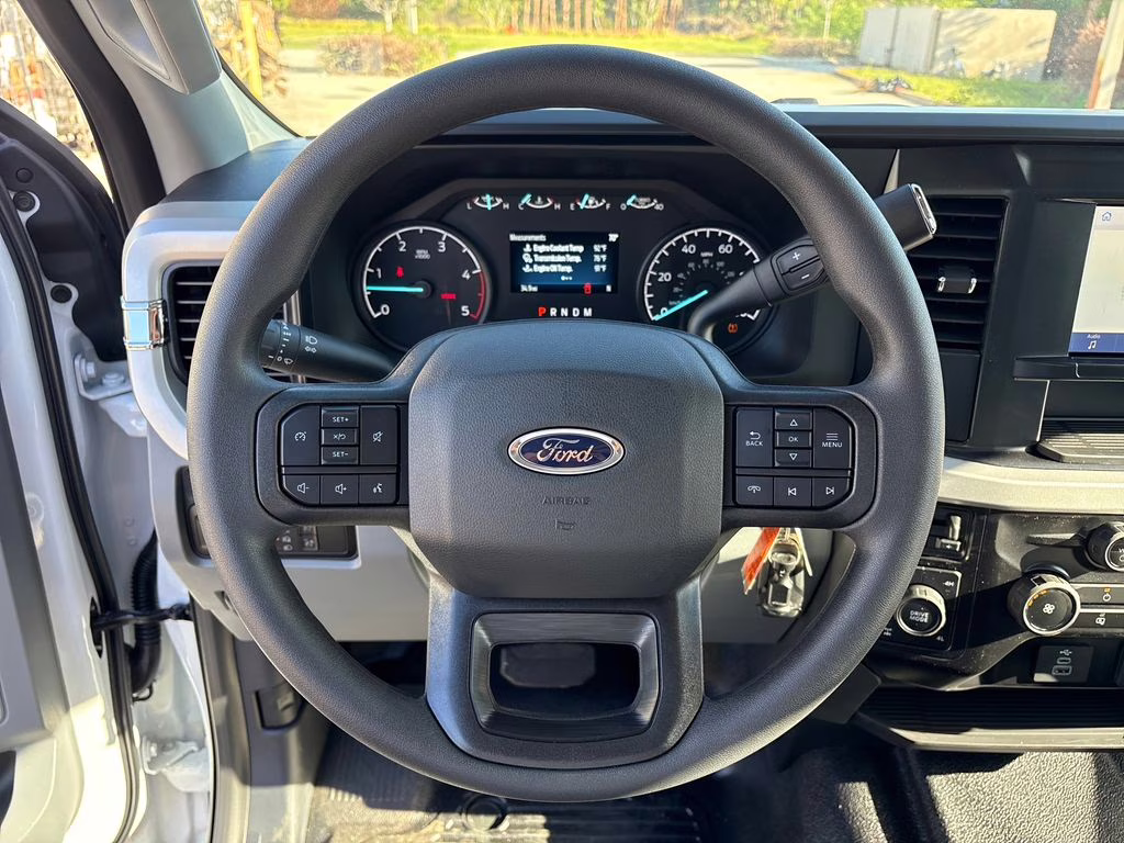 2026 Oxford White Ford Super Duty F-350 SRW XL 4X4 Truck