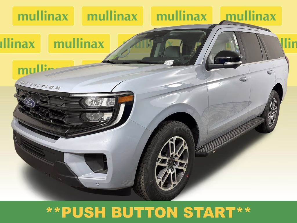 2026 Glacier Gray Metallic Tri-Coat Ford Expedition Active RWD SUV