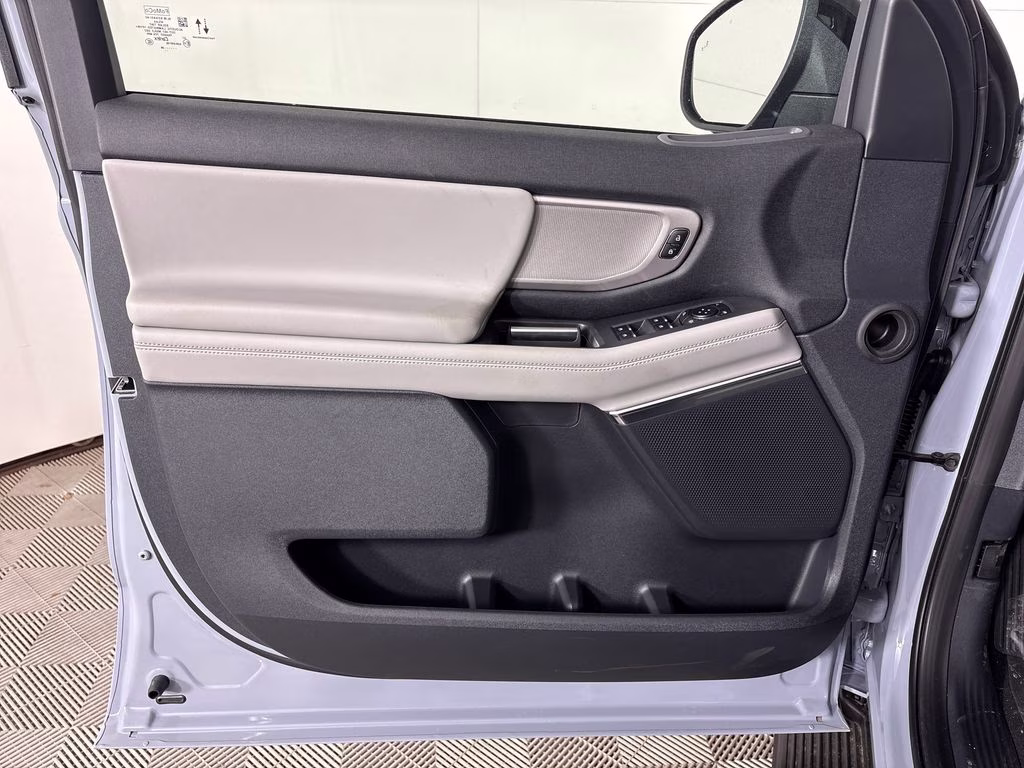2026 Glacier Gray Metallic Tri-Coat Ford Expedition Active RWD SUV