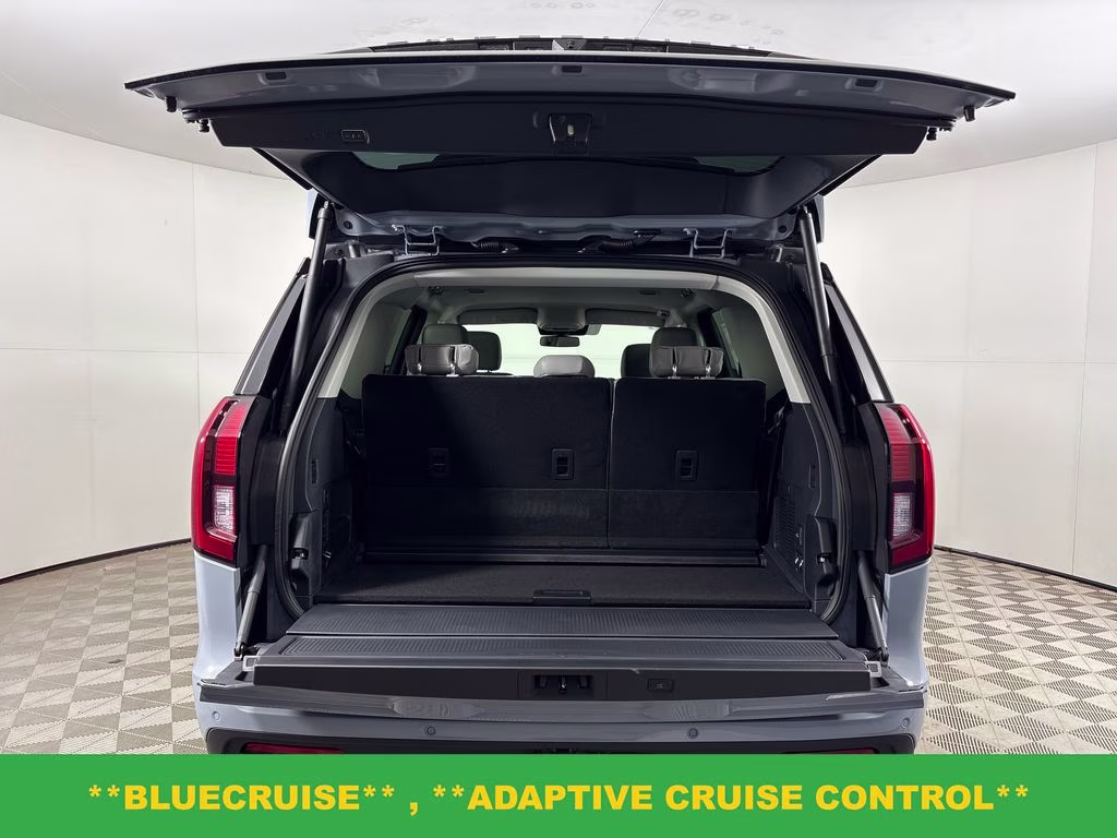 2026 Glacier Gray Metallic Tri-Coat Ford Expedition Active RWD SUV