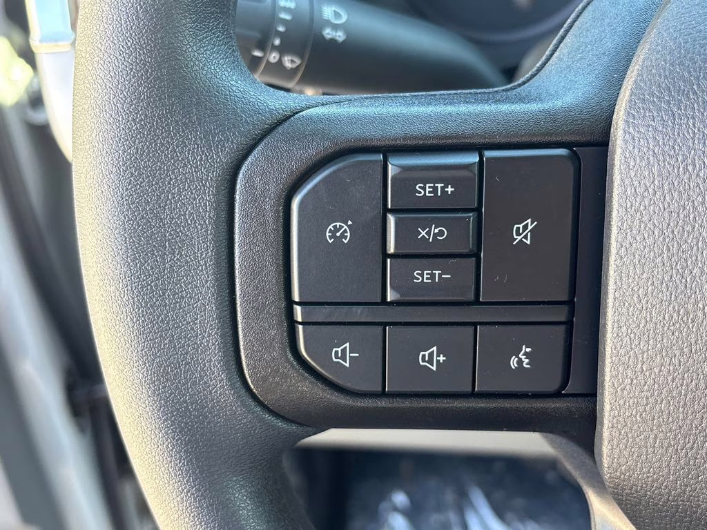 2026 Avalanche Ford Super Duty F-250 SRW XL 4X4 Truck