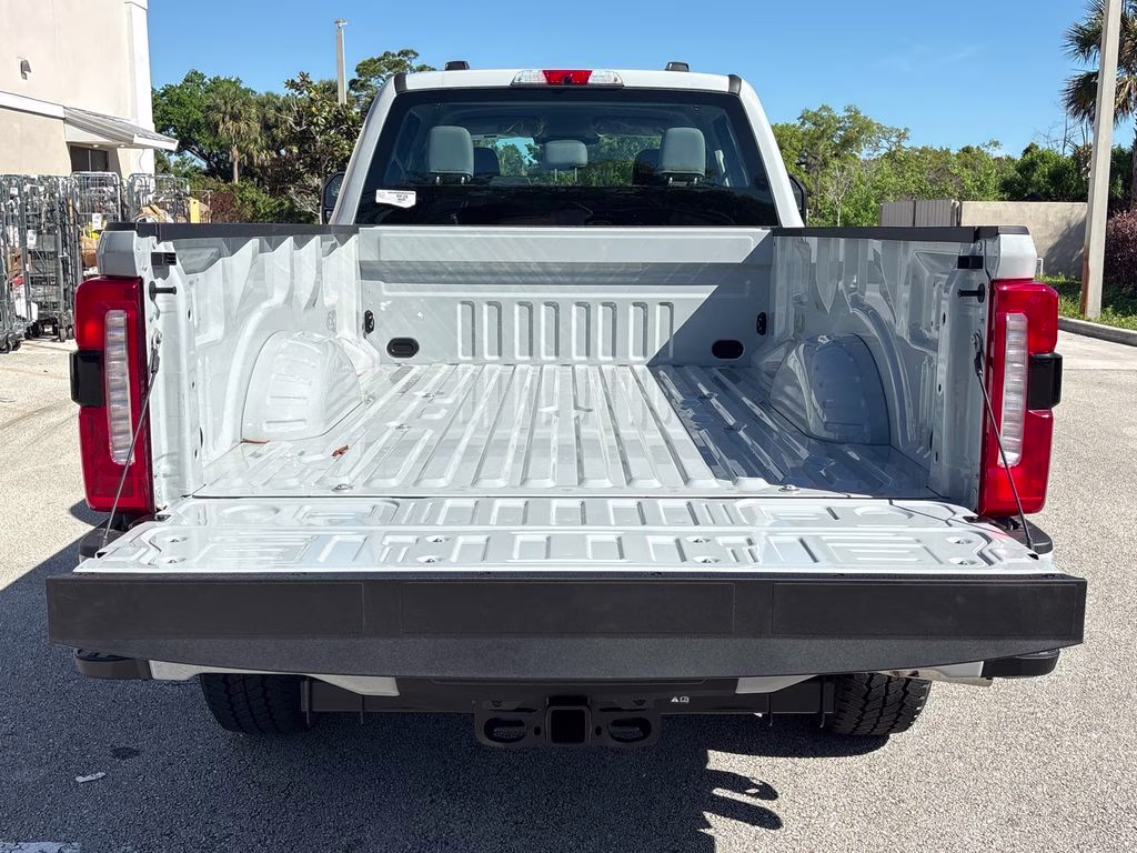 2026 Avalanche Ford Super Duty F-250 SRW XL 4X4 Truck