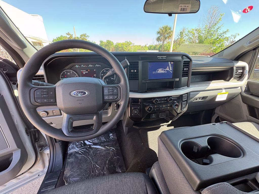 2026 Avalanche Ford Super Duty F-250 SRW XL 4X4 Truck