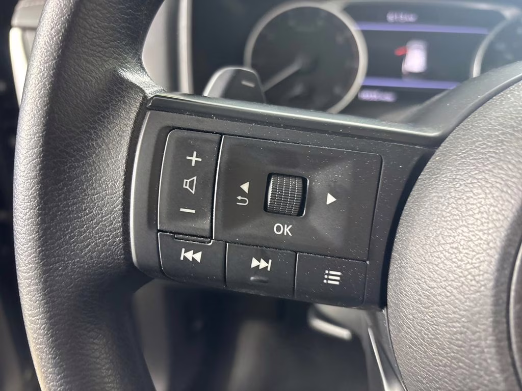 2024 Super Black Nissan Rogue SV AWD SUV