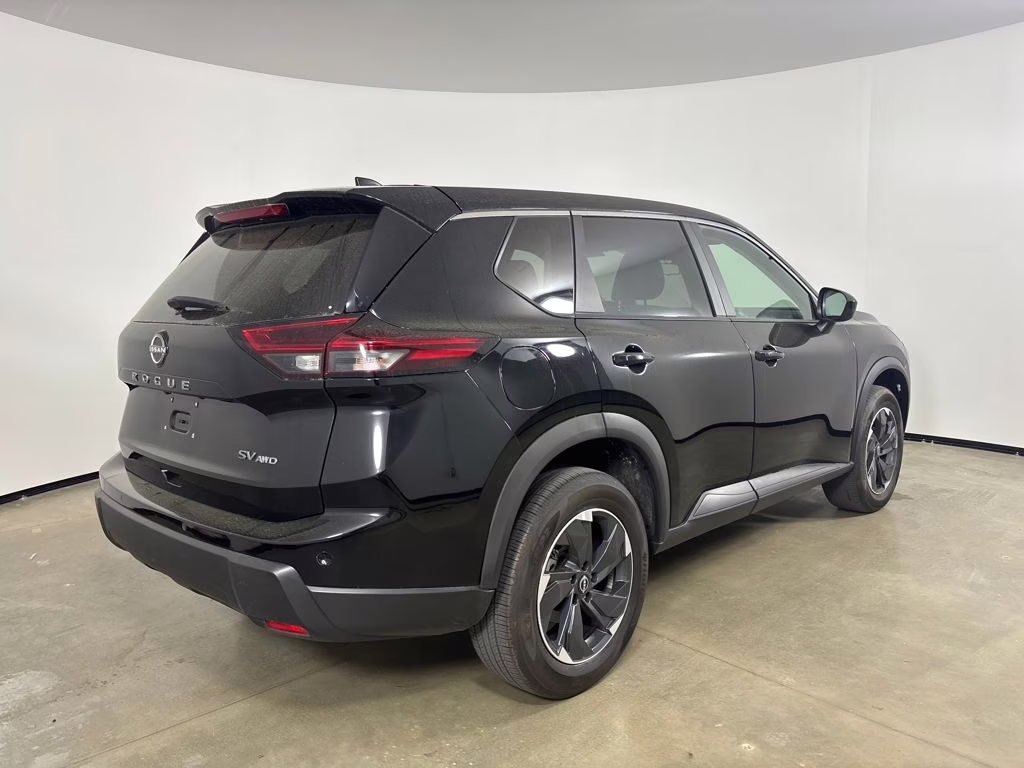 2024 Super Black Nissan Rogue SV AWD SUV