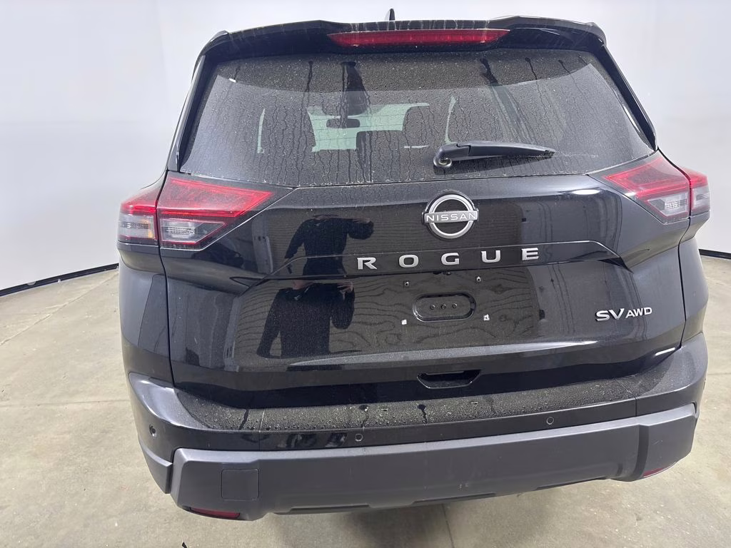 2024 Super Black Nissan Rogue SV AWD SUV