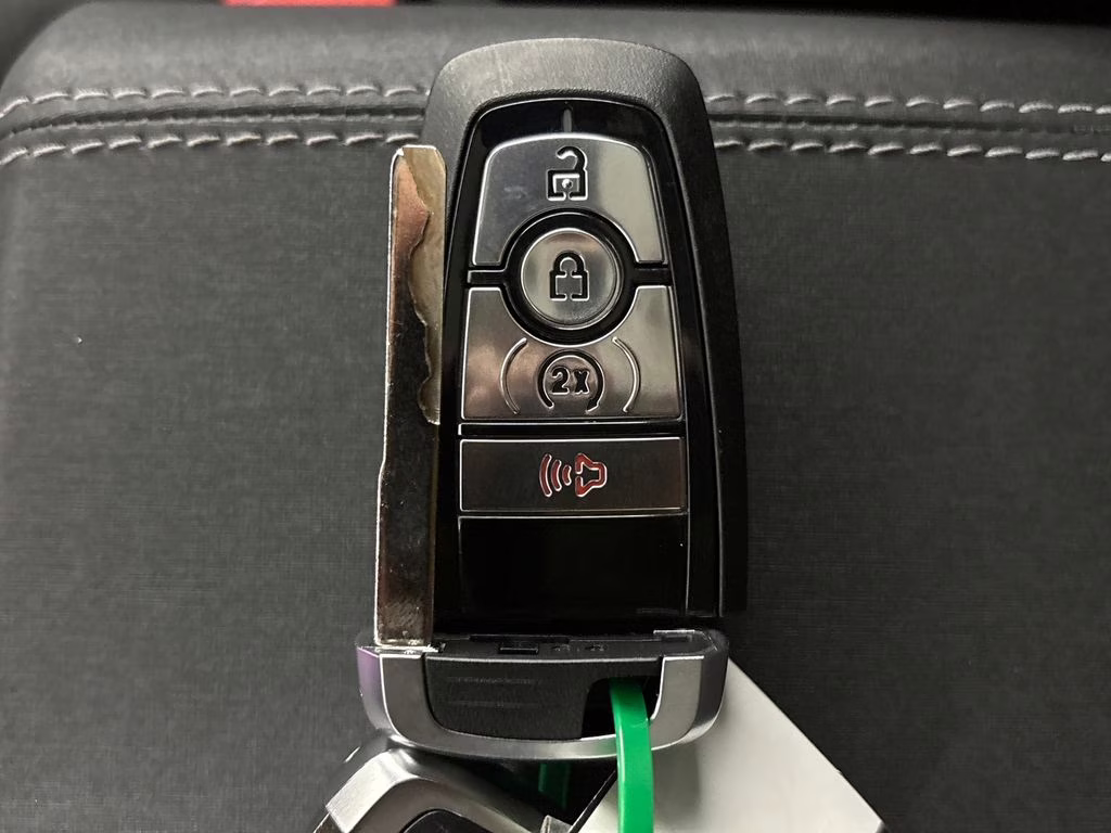 2026 Shadow Black Ford Bronco Big Bend 4X4 SUV