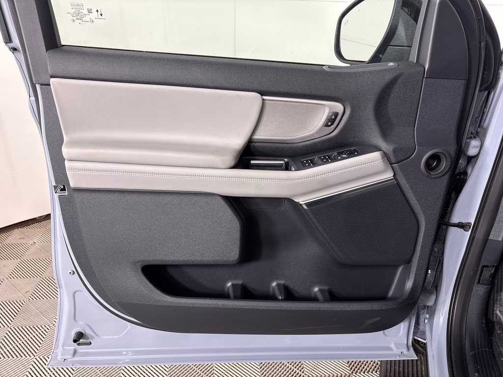 2026 Glacier Gray Metallic Tri-Coat Ford Expedition Active RWD SUV