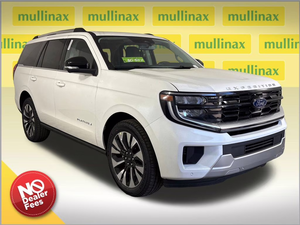 2026 Star White Metallic Tri-Coat Ford Expedition Platinum 4X4 SUV