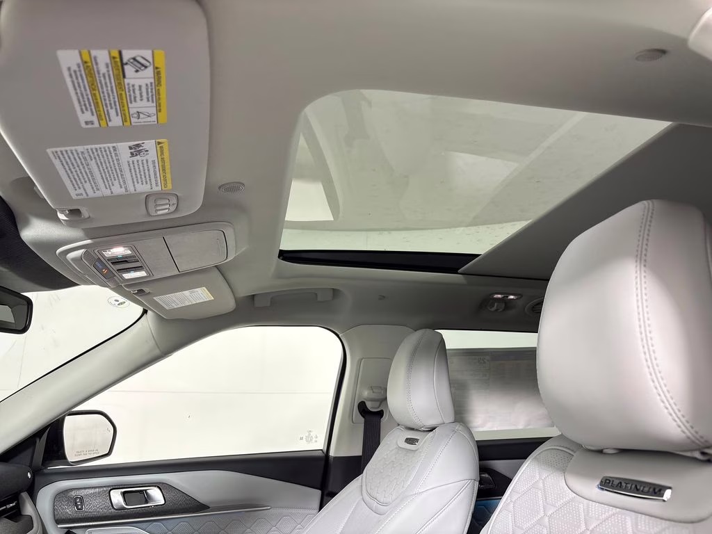 2026 Agate Black Metallic Ford Explorer Platinum 4X4 SUV