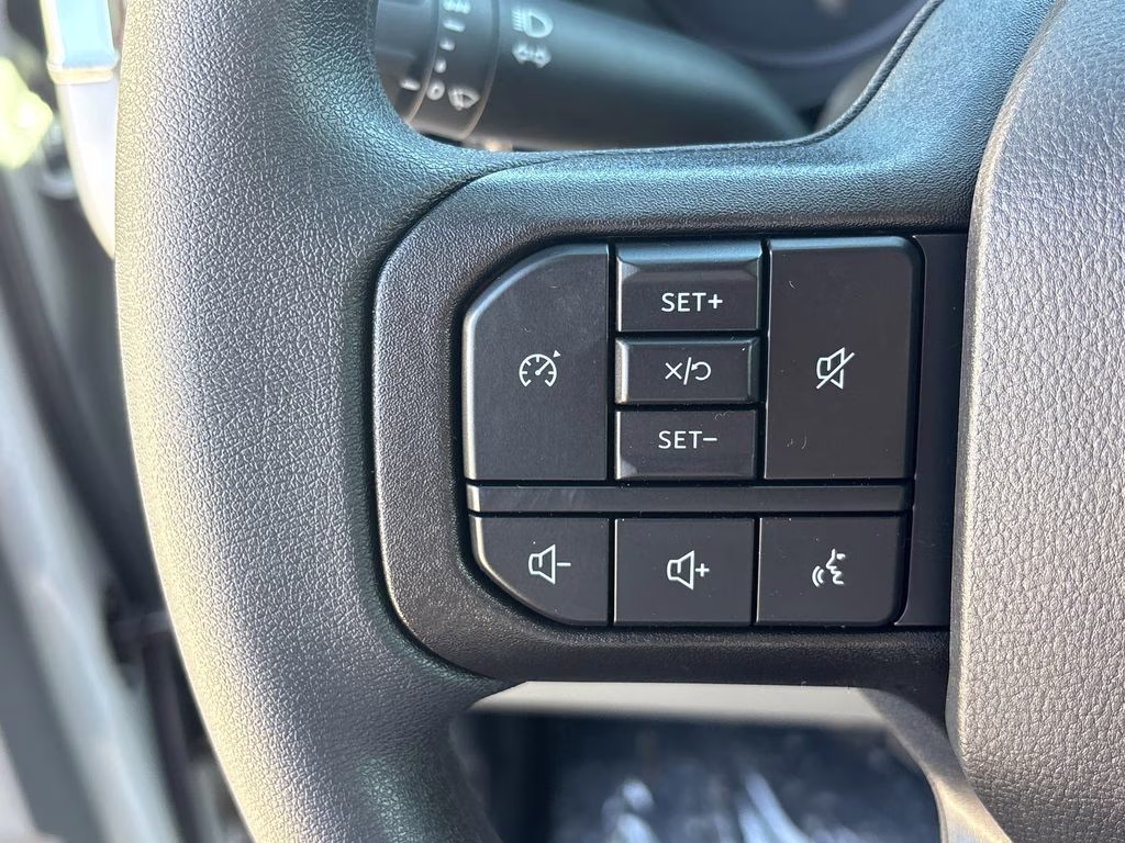2026 Avalanche Ford Super Duty F-250 SRW XL 4X4 Truck