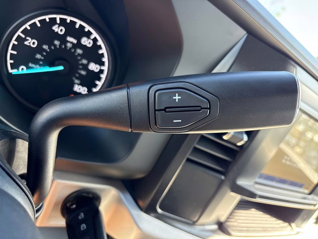 2026 Oxford White Ford Super Duty F-350 SRW XL 4X4 Truck