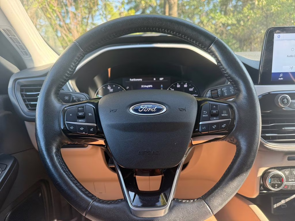 2021 Gray Metallic Ford Escape Hybrid SEL FWD SUV