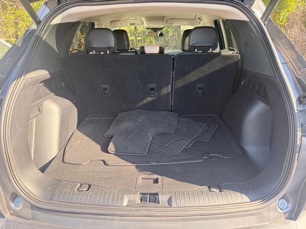 2021 Gray Metallic Ford Escape Hybrid SEL FWD SUV