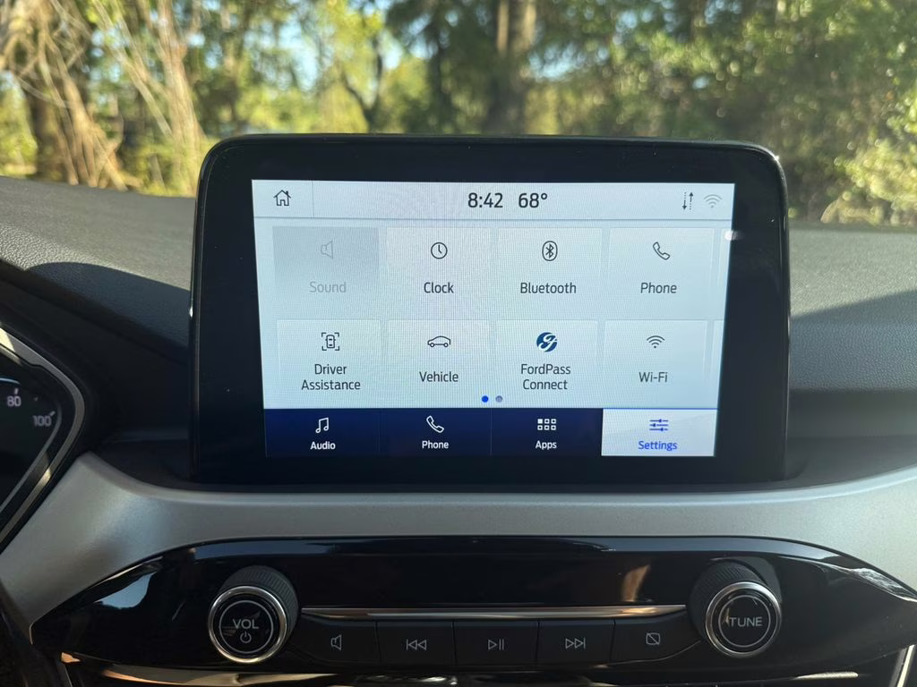 2021 Gray Metallic Ford Escape Hybrid SEL FWD SUV