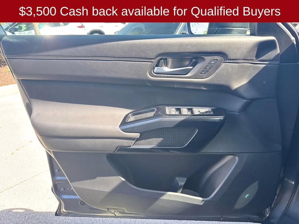 2026 Gun Metallic Nissan Pathfinder Platinum FWD SUV