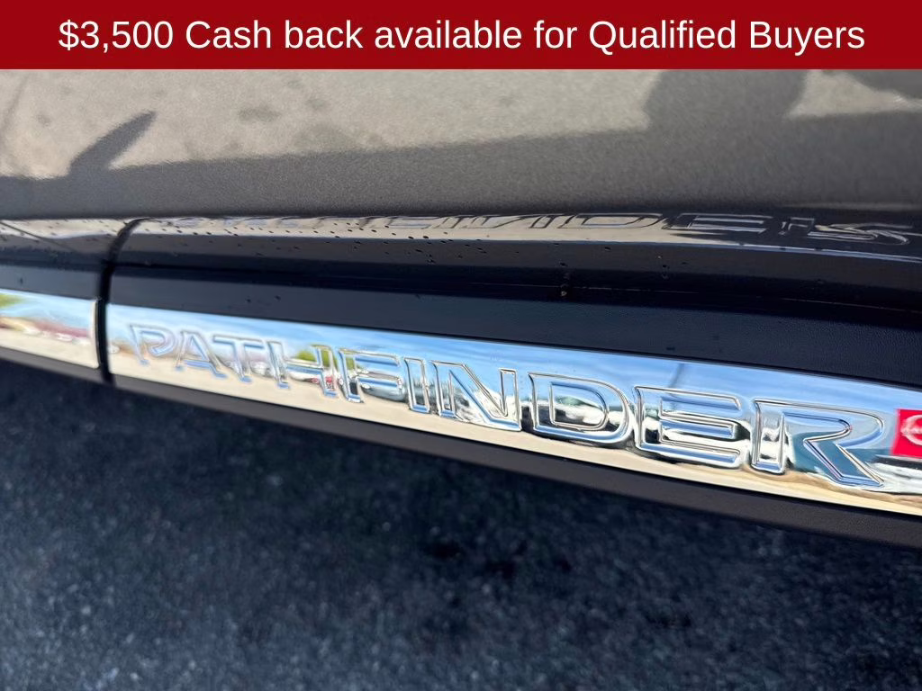 2026 Gun Metallic Nissan Pathfinder Platinum FWD SUV