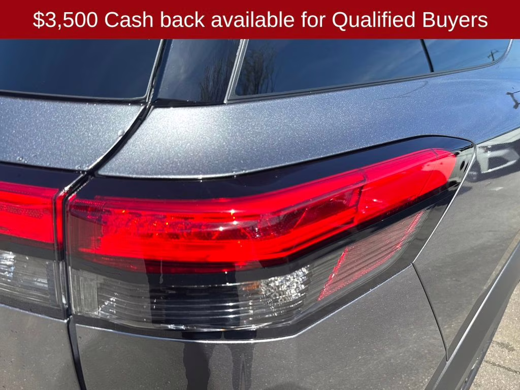 2026 Gun Metallic Nissan Pathfinder Platinum FWD SUV