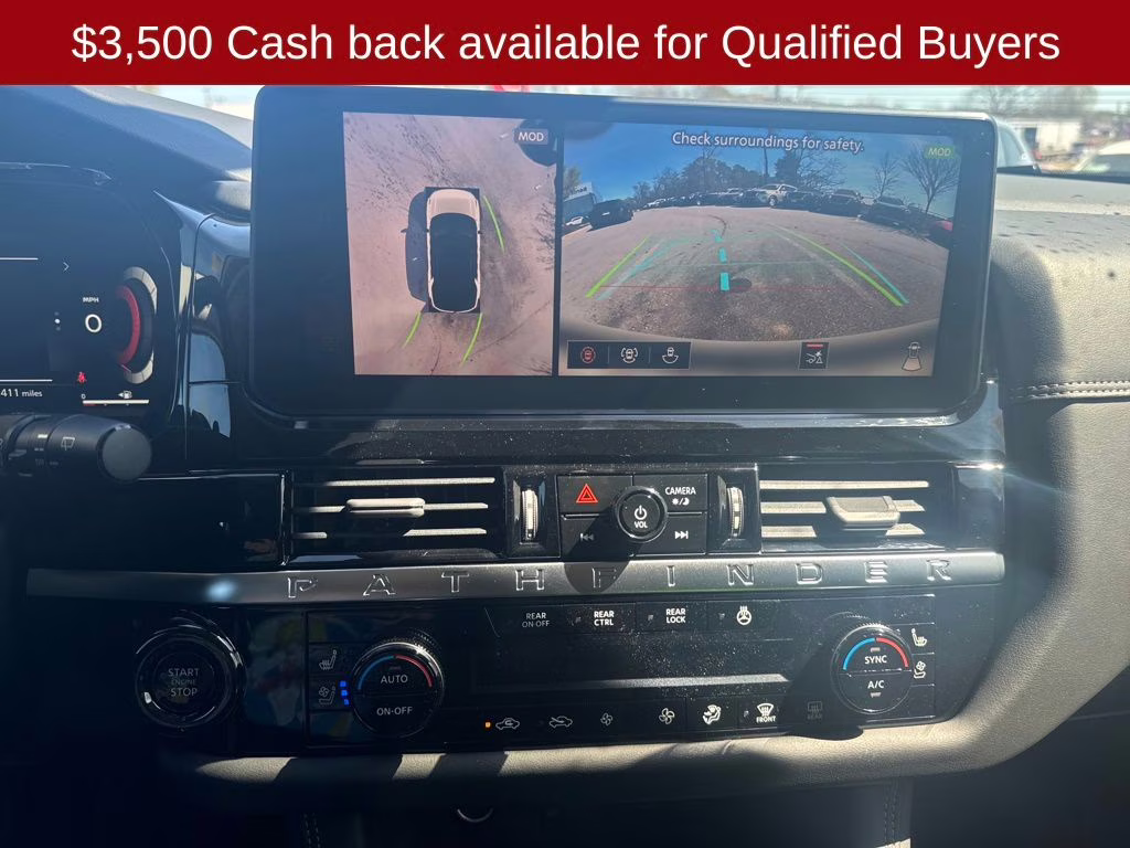 2026 Boulder Gray/Super Black Nissan Pathfinder Platinum FWD SUV