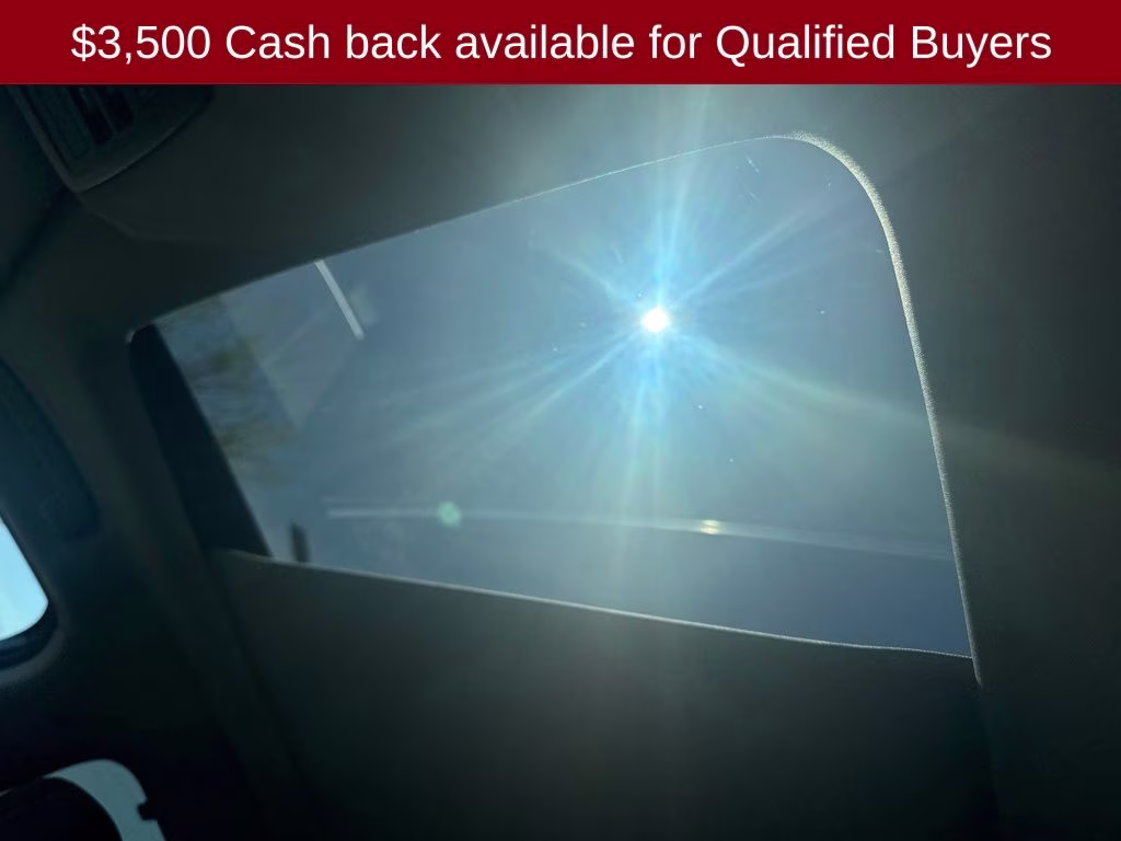 2026 Boulder Gray/Super Black Nissan Pathfinder Platinum FWD SUV