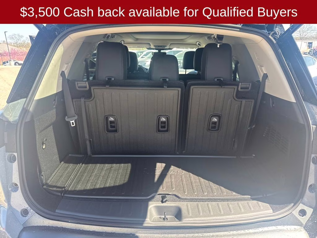 2026 Boulder Gray/Super Black Nissan Pathfinder Platinum FWD SUV