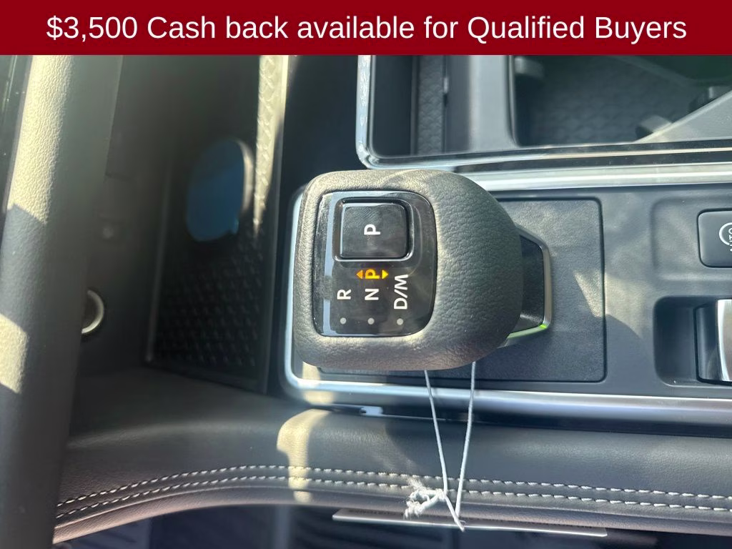 2026 Boulder Gray/Super Black Nissan Pathfinder Platinum FWD SUV