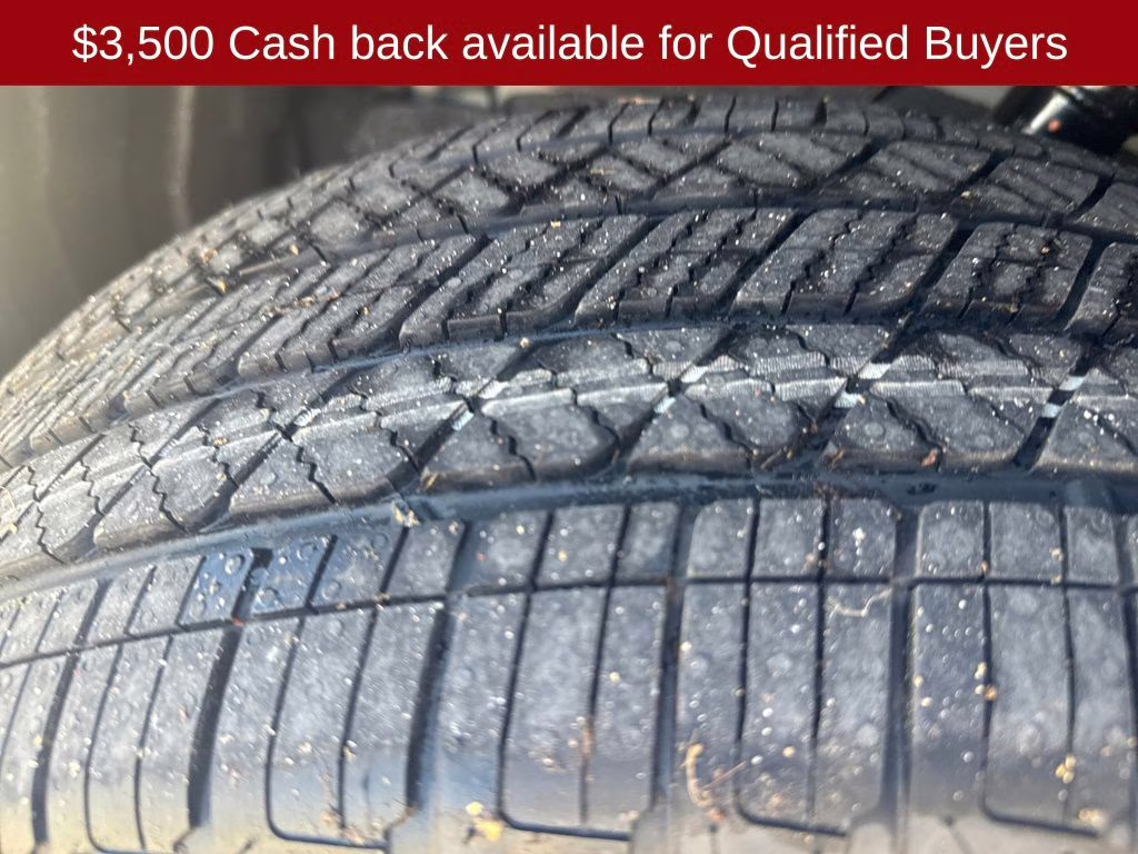 2026 Boulder Gray/Super Black Nissan Pathfinder Platinum FWD SUV