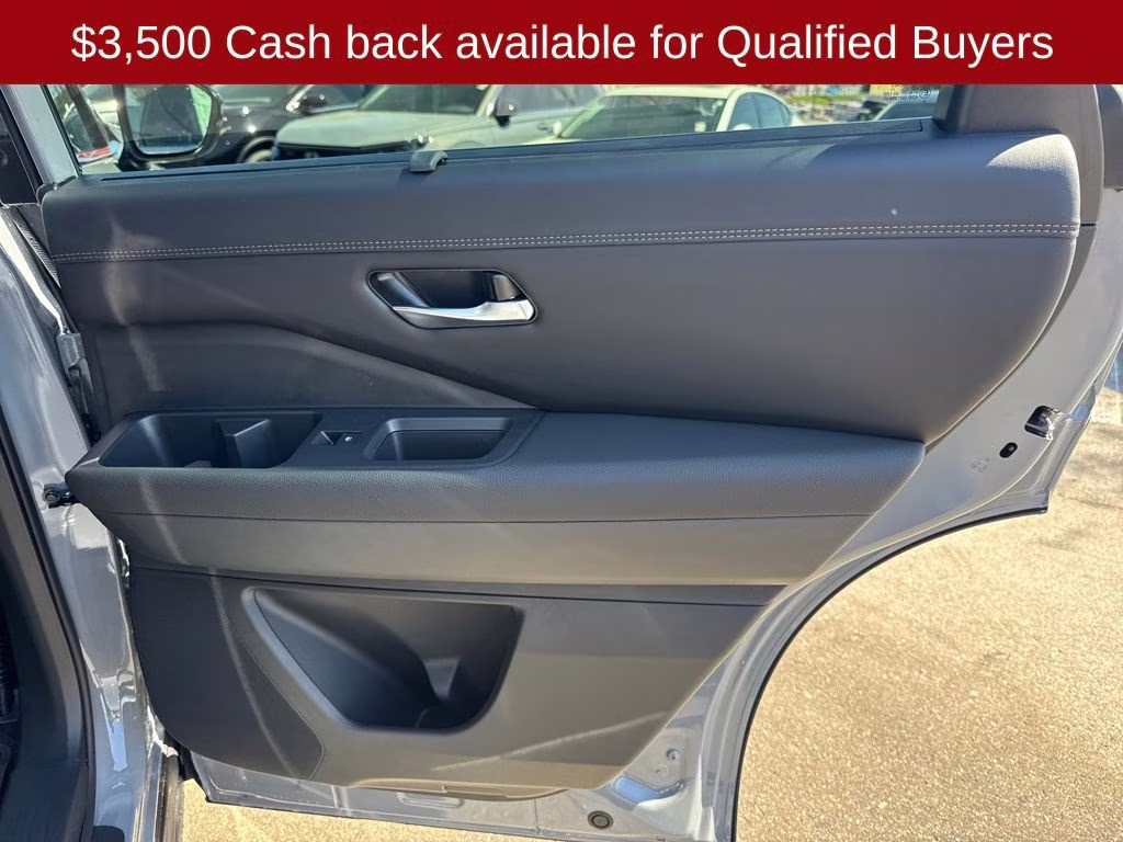 2026 Boulder Gray/Super Black Nissan Pathfinder Platinum FWD SUV