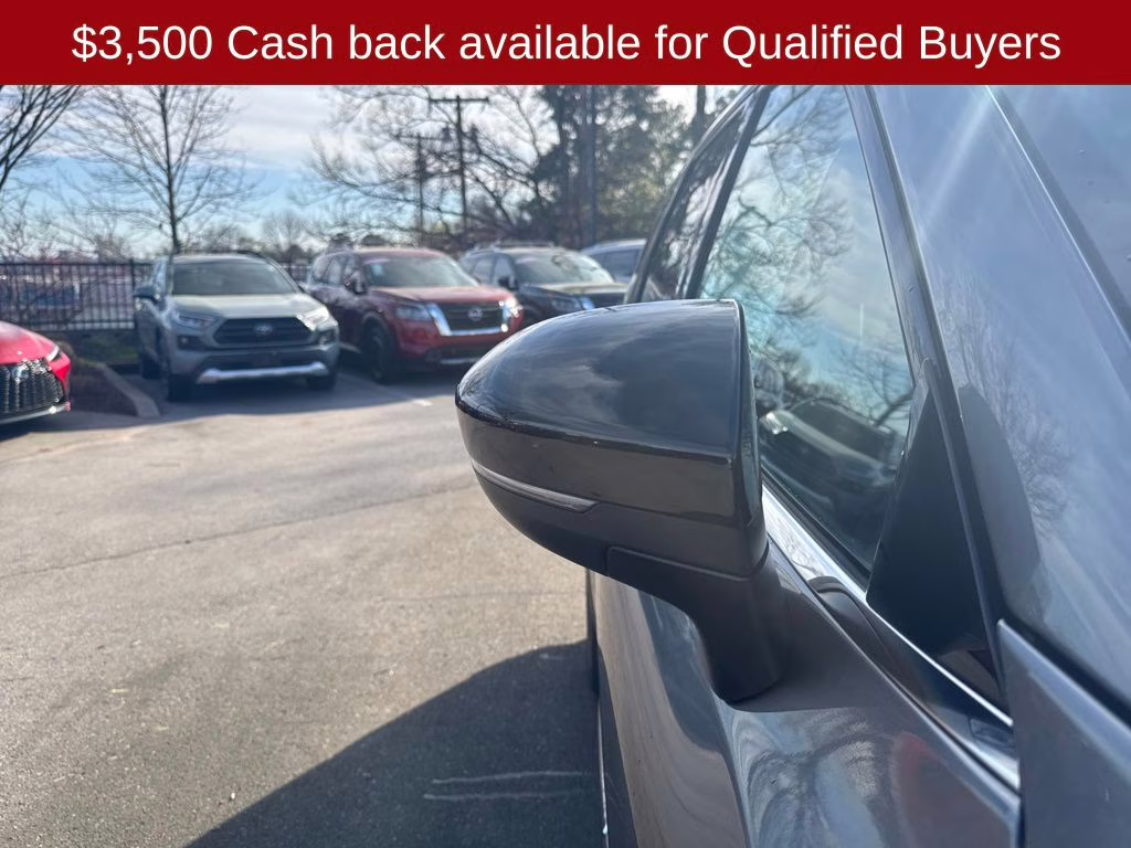 2026 Gun Metallic Nissan Pathfinder Platinum FWD SUV